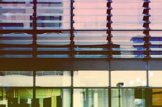 他表示1aDRAM已于7月在总部开始量产中国工厂还有很多时间