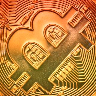 沪深交易所先后以规指引的形式明确了碳中和绿色公司债券等特定债券品种的具体要求